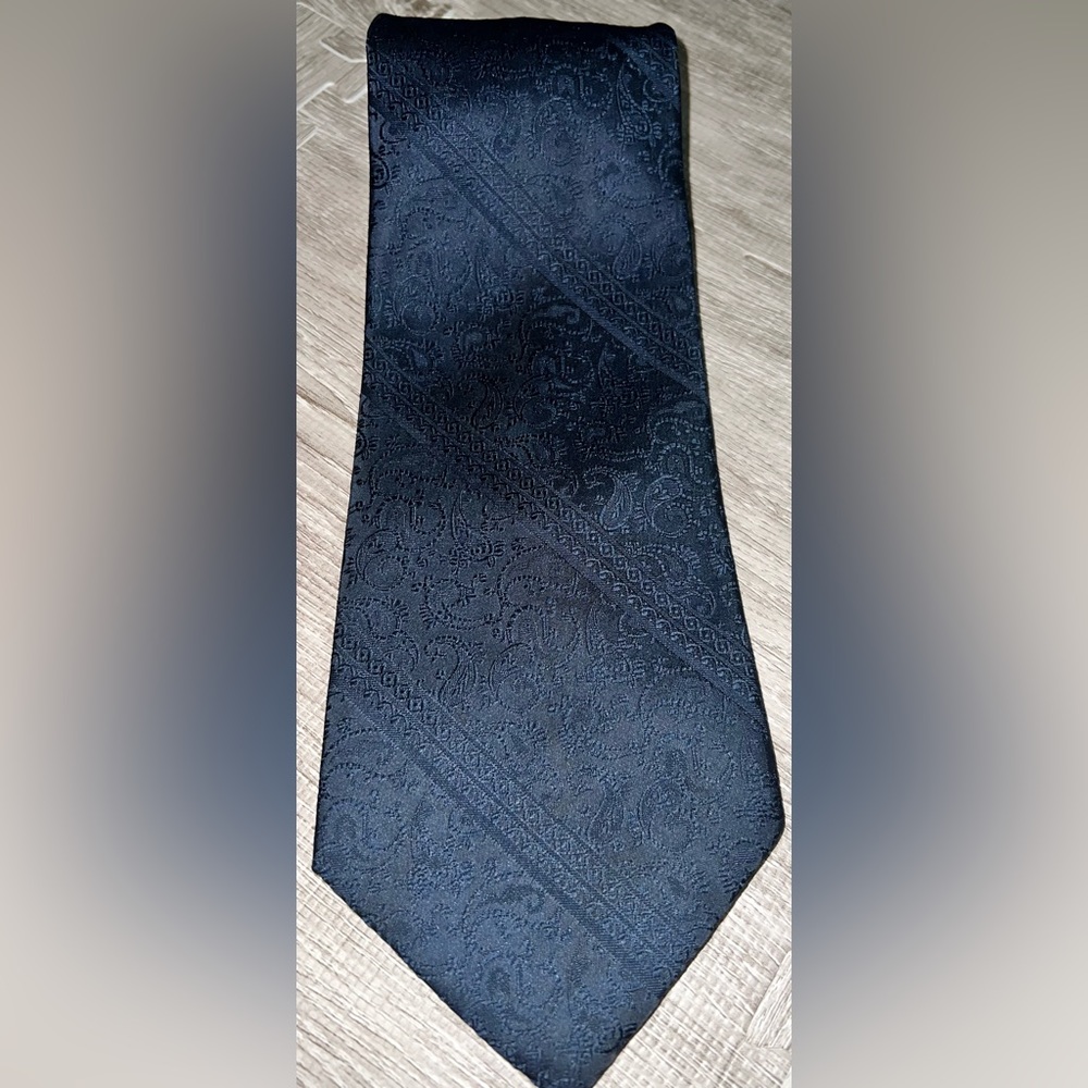 Regalon Wash & Wear Tie